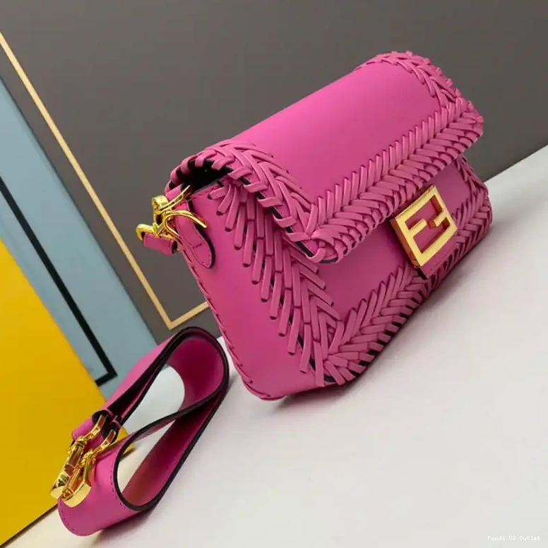 Cheap HOT Stitching Medium Leather In Baguette Bag Fendi Rose 0517